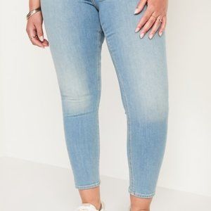 Old Navy High-Waisted Black-Wash Super-Skinny Ankle Jeans